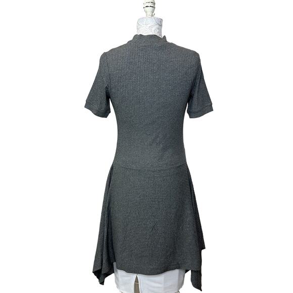 Susana Monaco Stretchy Ribbed Knit Short Sleeve Dress Gray Women's Small NWT - Picture 2 of 11